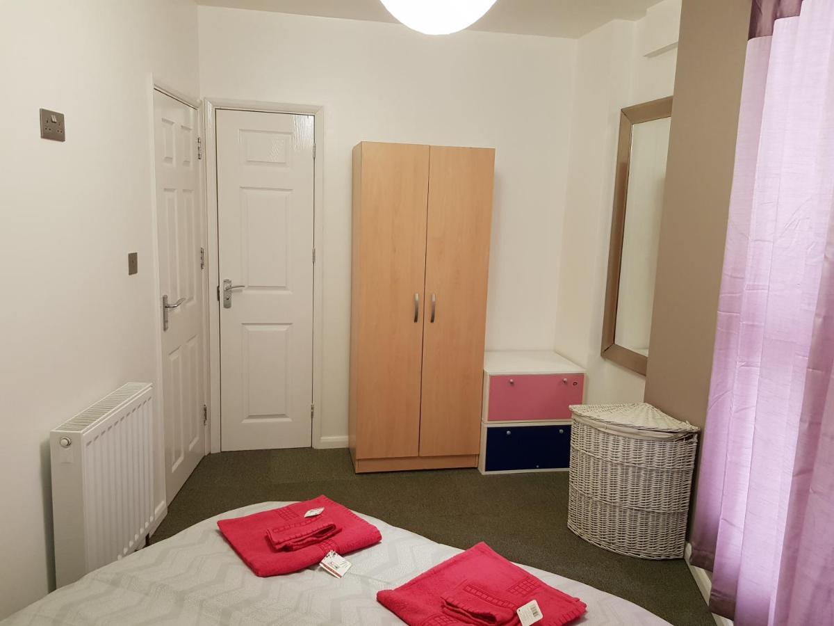 Alhambra Suite Ipswich Exterior photo